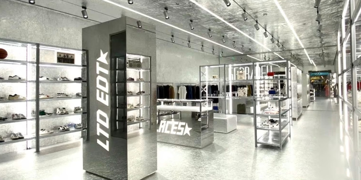 Golden Goose Shoes Store held a press conference on the